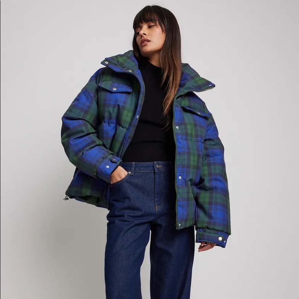 nakd oversized check puffer